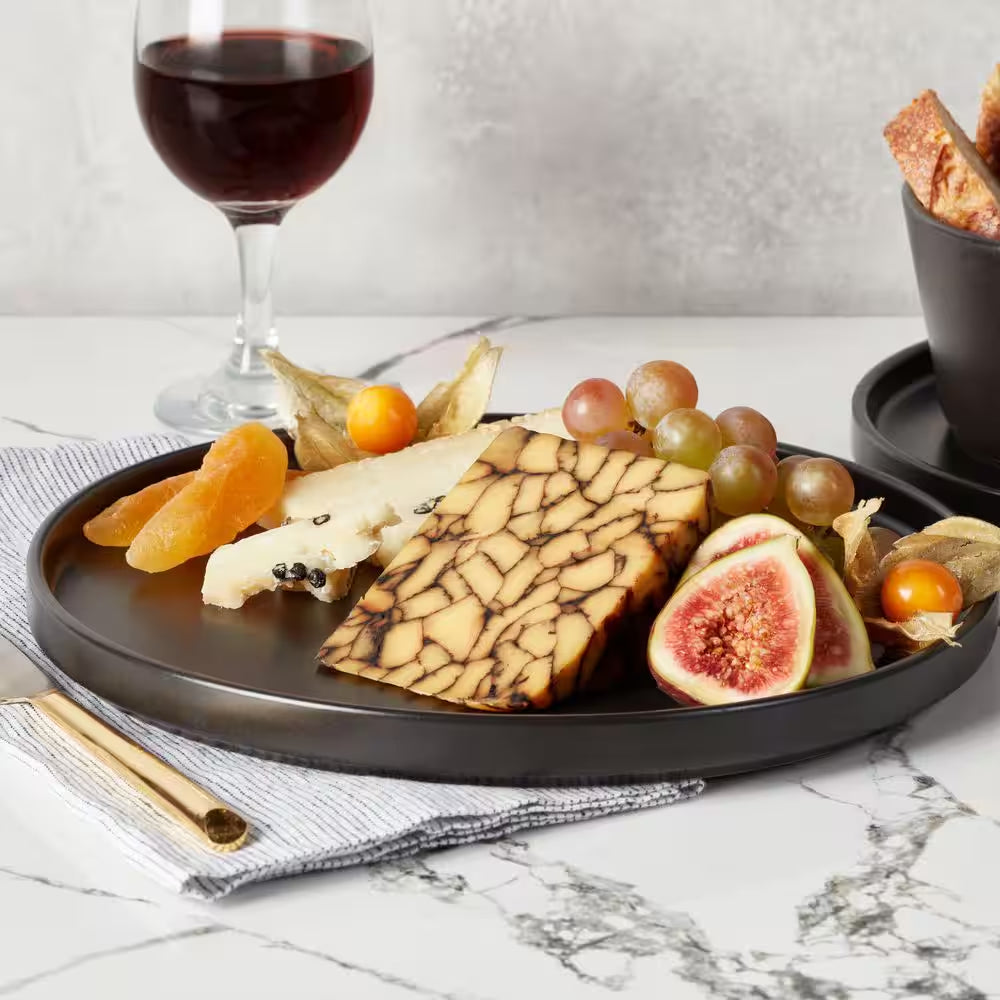 Celina 32-Piece Black Matte Dinnerware Set Stoneware (Service for 8)