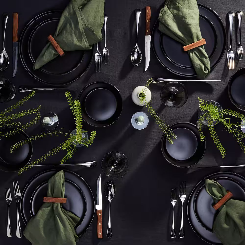 Celina 32-Piece Black Matte Dinnerware Set Stoneware (Service for 8)